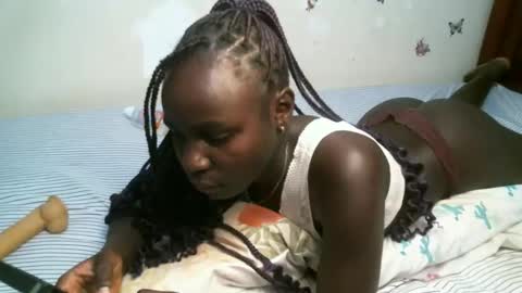 pinky online show from 12/02/25, 09:32