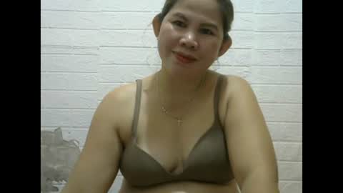 pinkishpusiemom18 online show from 01/23/25, 10:43