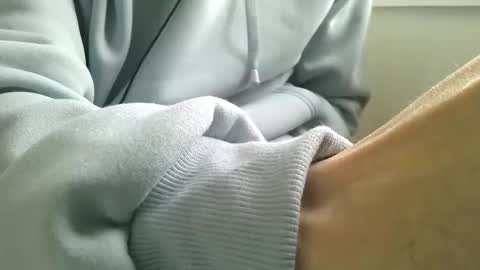 Snapshot of pinkpenevibes chatting on 02/11/25, 06:01 pinkpenevibes online show from 02/11/25, 06:01