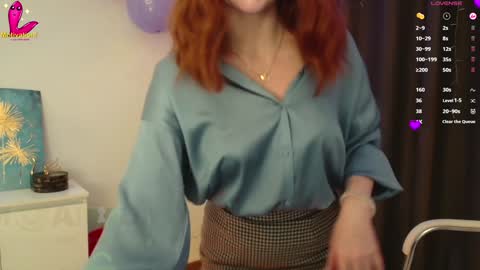 Snapshot of pinkperlita chatting on 12/15/24, 07:42 Perlita online show from 12/15/24, 07:42