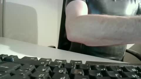 Snapshot of pinkrodex chatting on 03/03/25, 06:44 pinkrodex online show from 03/03/25, 06:44