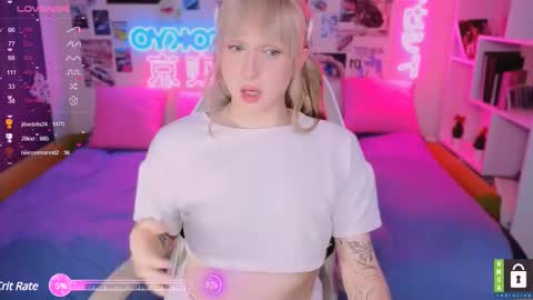 pinkvenom_ online show from 02/09/25, 10:54