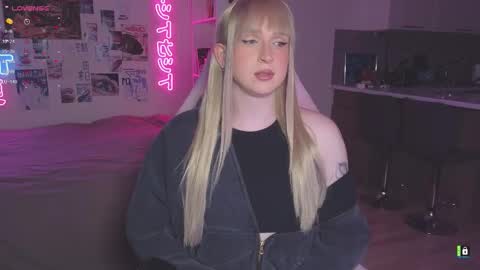 pinkvenom_ online show from 03/29/26, 04:07