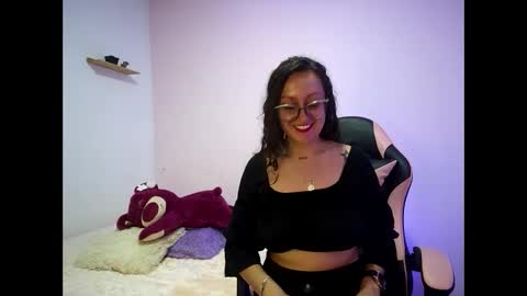 pinkvixen69 online show from 01/14/26, 01:11