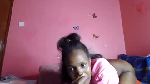 Snapshot of pinky_cockoo chatting on 02/21/26, 01:39 pinky_cockoo online show from 02/21/26, 01:39