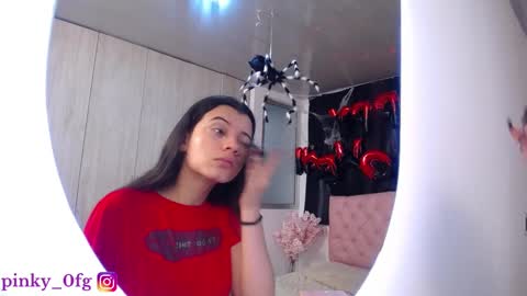 pinky_f00x online show from 10/29/25, 08:54