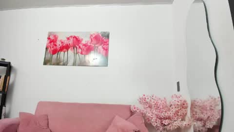 pinky_f00x online show from 06/04/26, 07:42