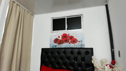 pinky_f00x online show from 06/09/26, 07:58