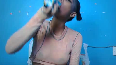 pinky_lov online show from 12/21/25, 05:58