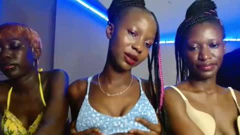 Pinky online show from 11/24/25, 03:56