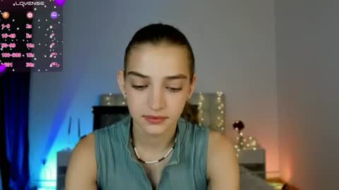 pinky_piee__ online show from 07/25/26, 12:36