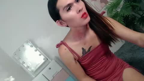 pinky_web03 online show from 12/23/25, 04:43