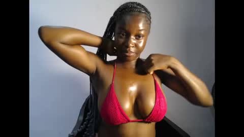 pinkykiki_247 online show from 11/13/25, 07:02