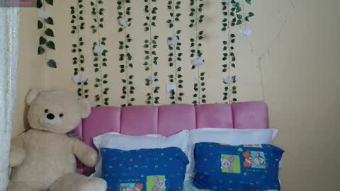 Pinky online show from 02/24/26, 01:47