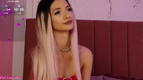 Pinky online show from 05/15/26, 06:59