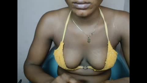 pinkyxxpussy online show from 02/21/26, 12:00