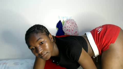 zenah online show from 06/16/26, 07:27