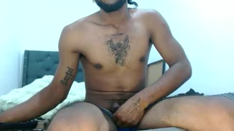 Snapshot of pinocho__ chatting on 04/18/26, 08:09 pinocho__ online show from 04/18/26, 08:09