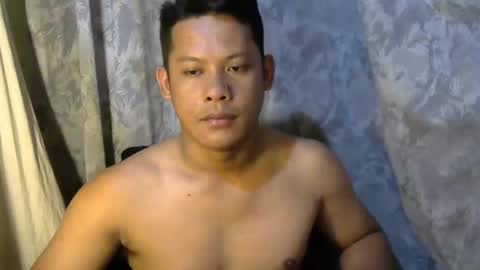 Snapshot of pinoy_bigcummer chatting on 03/08/26, 02:04 pinoy_bigcummer online show from 03/08/26, 02:04