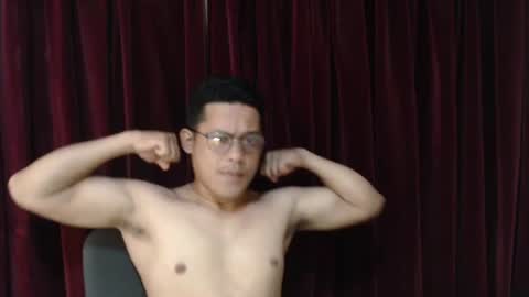 Snapshot of pinoy_bigcummer chatting on 04/03/26, 01:36 pinoy_bigcummer online show from 04/03/26, 01:36