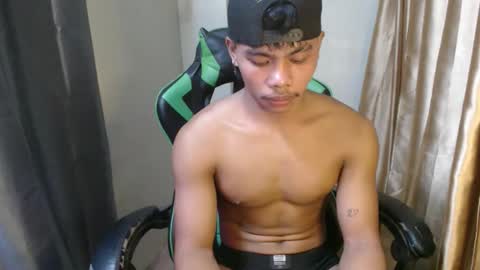 Snapshot of pinoy_fuckboy69 chatting on 04/11/26, 05:34 pinoy_fuckboy69 online show from 04/11/26, 05:34
