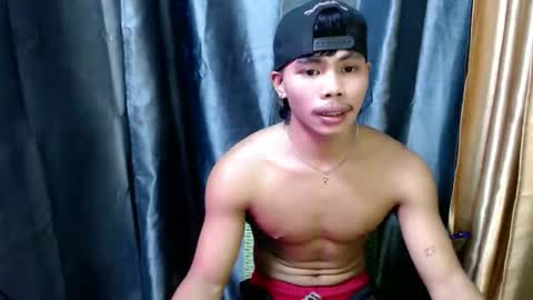 Snapshot of pinoy_fuckboy69 chatting on 04/19/26, 11:09 pinoy_fuckboy69 online show from 04/19/26, 11:09