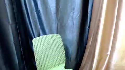 Snapshot of pinoy_fuckboy69 chatting on 04/23/26, 05:37 pinoy_fuckboy69 online show from 04/23/26, 05:37