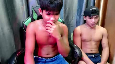 Snapshot of pinoy_fuckboy69 chatting on 04/28/26, 02:22 pinoy_fuckboy69 online show from 04/28/26, 02:22