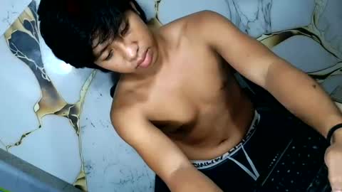 Snapshot of pinoy_fuckboyxxx chatting on 06/12/26, 07:29 pinoy_fuckboyxxx online show from 06/12/26, 07:29