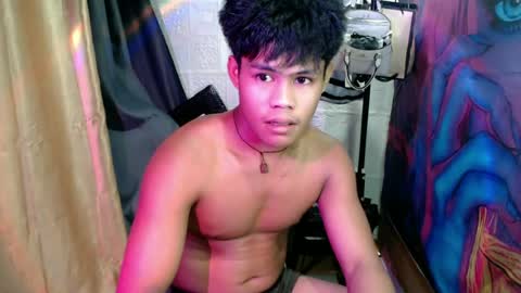 Snapshot of pinoy_shyboy69 chatting on 06/22/26, 03:58 pinoy_shyboy69 online show from 06/22/26, 03:58