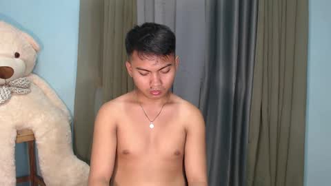 Snapshot of pinoycharmingboss20xx chatting on 01/29/25, 12:45 Donald online show from 01/29/25, 12:45