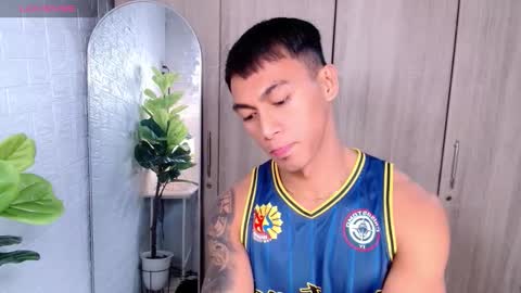 ethan online show from 09/26/25, 04:16