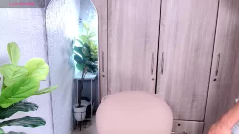 ethan online show from 03/17/26, 05:38