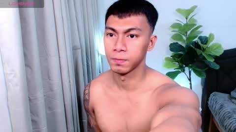 Snapshot of pinoymilker chatting on 06/12/26, 02:32 ethan online show from 06/12/26, 02:32