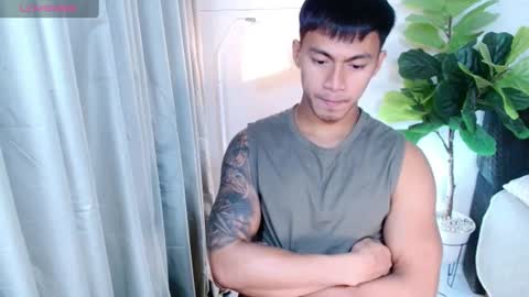 Snapshot of pinoymilker chatting on 07/07/26, 12:09 ethan online show from 07/07/26, 12:09