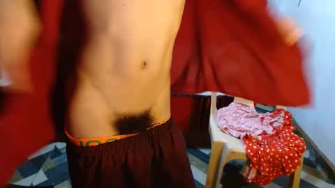 Snapshot of pinoymonstercock_xx chatting on 12/06/24, 01:29 WIN WIN JAY AR online show from 12/06/24, 01:29
