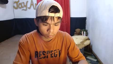 Snapshot of pinoymonstercock_xx chatting on 01/22/25, 10:18 WIN WIN JAY AR online show from 01/22/25, 10:18