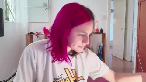 Snapshot of pipaypipo chatting on 09/15/25, 06:41 Pipa y Pipo online show from 09/15/25, 06:41