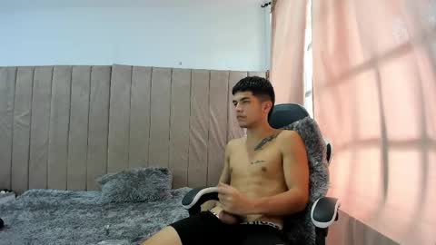 pipe hot04 online show from 04/18/26, 08:09