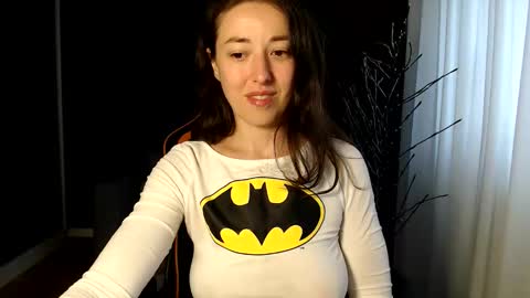 piscesgirl06 online show from 11/18/25, 05:45