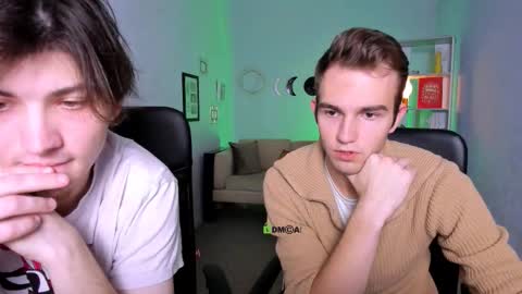 Snapshot of pit_wetty chatting on 12/04/25, 06:44 Pitt online show from 12/04/25, 06:44