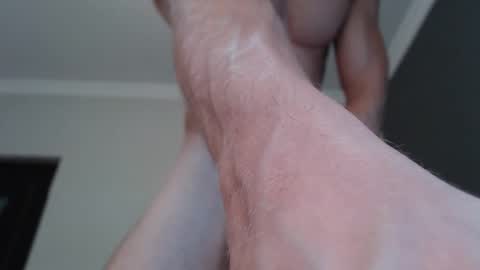 Snapshot of piter_penis chatting on 09/18/25, 09:00 Piter Penis online show from 09/18/25, 09:00
