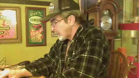 Snapshot of pitman1 chatting on 03/03/26, 01:17 PitMan1 online show from 03/03/26, 01:17