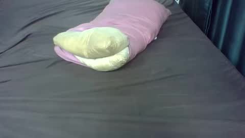 pixel online show from 03/28/26, 10:15