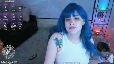 Pixie online show from 06/19/26, 04:06