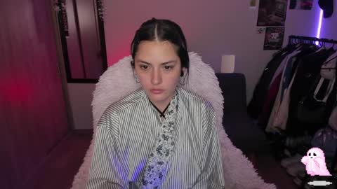 pixie online show from 12/04/24, 06:33