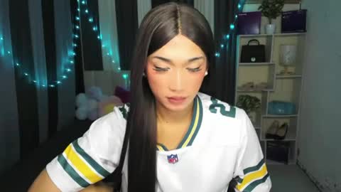 Snapshot of pixiedoll_ chatting on 07/20/26, 10:39 pixiedoll_ online show from 07/20/26, 10:39