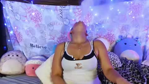 PixieLuxXx online show from 04/11/26, 09:52