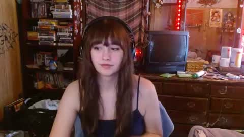 Izzy online show from 12/01/25, 07:30