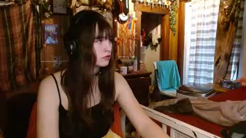 Izzy online show from 04/02/26, 01:31